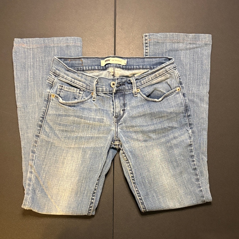 Levi's Women's Light Wash Bootcut Jeans